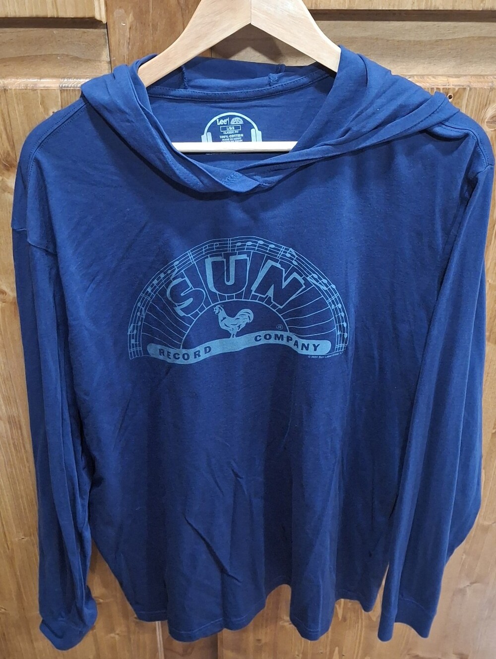Lee Blue Hooded Long Sleeve Tee w/ Light Blue Sun Record Co 'SUN' Graphic Mens L